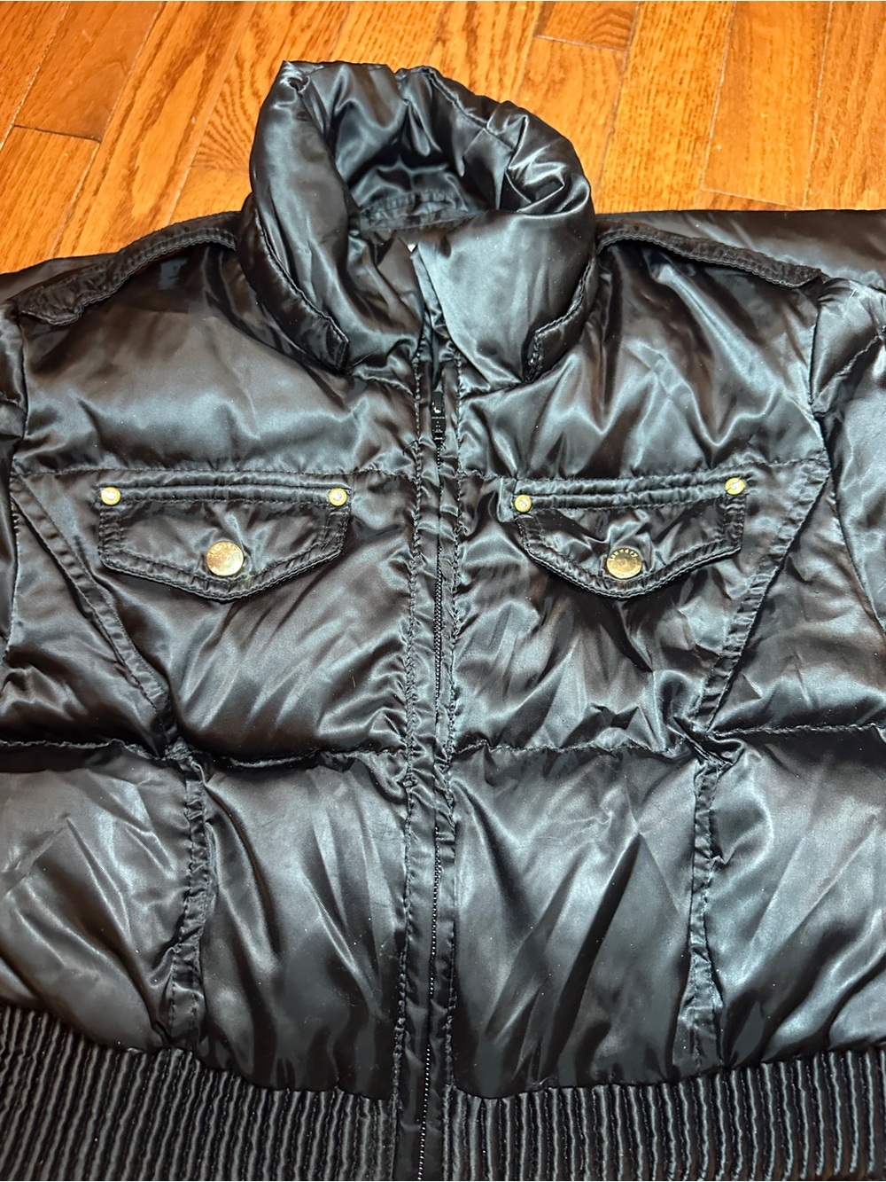 Laundry By Shelli Segal Shiny Black Quilted Puffer with Faux Fur Trim - Picture 6 of 9